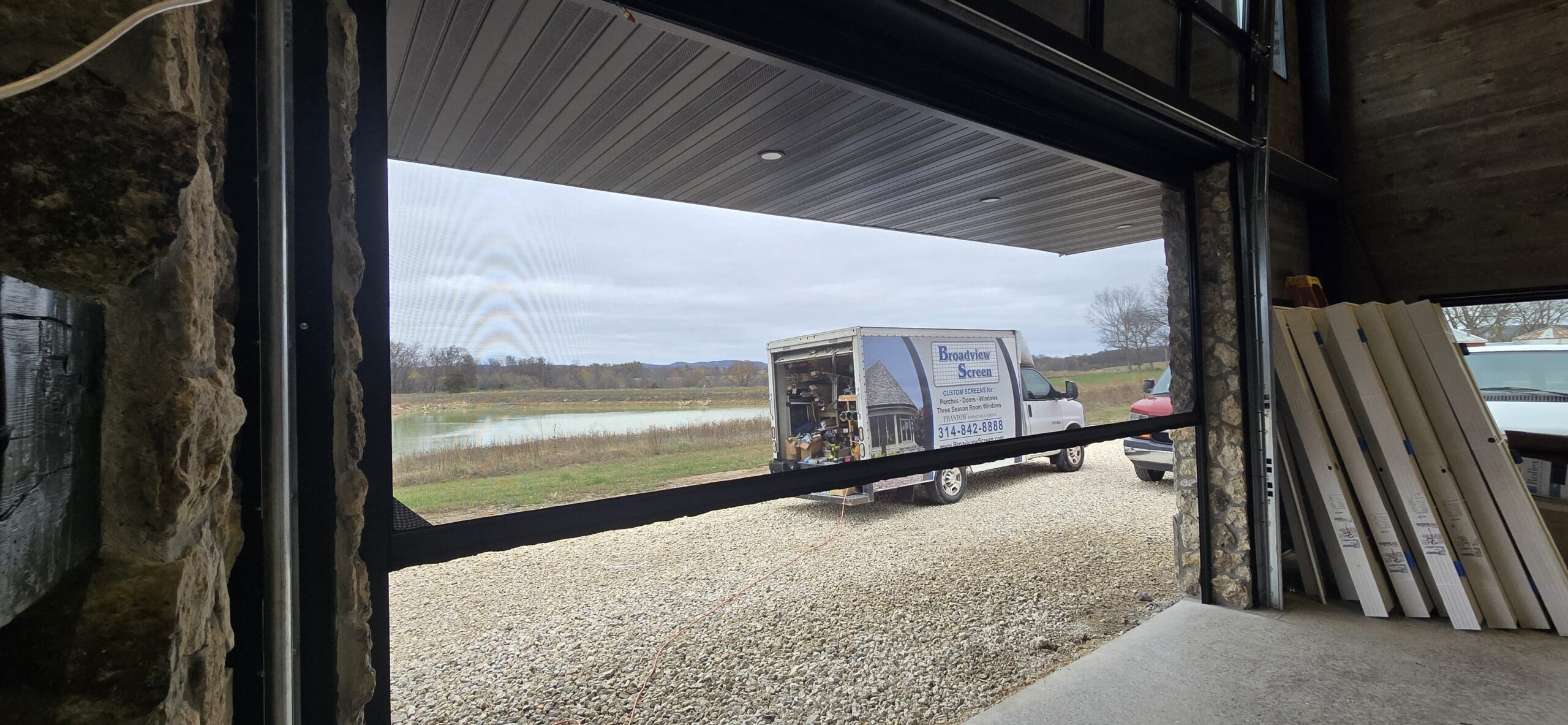 Motorized-Screen-Whiskey-River-Farm-Broadview-Screen