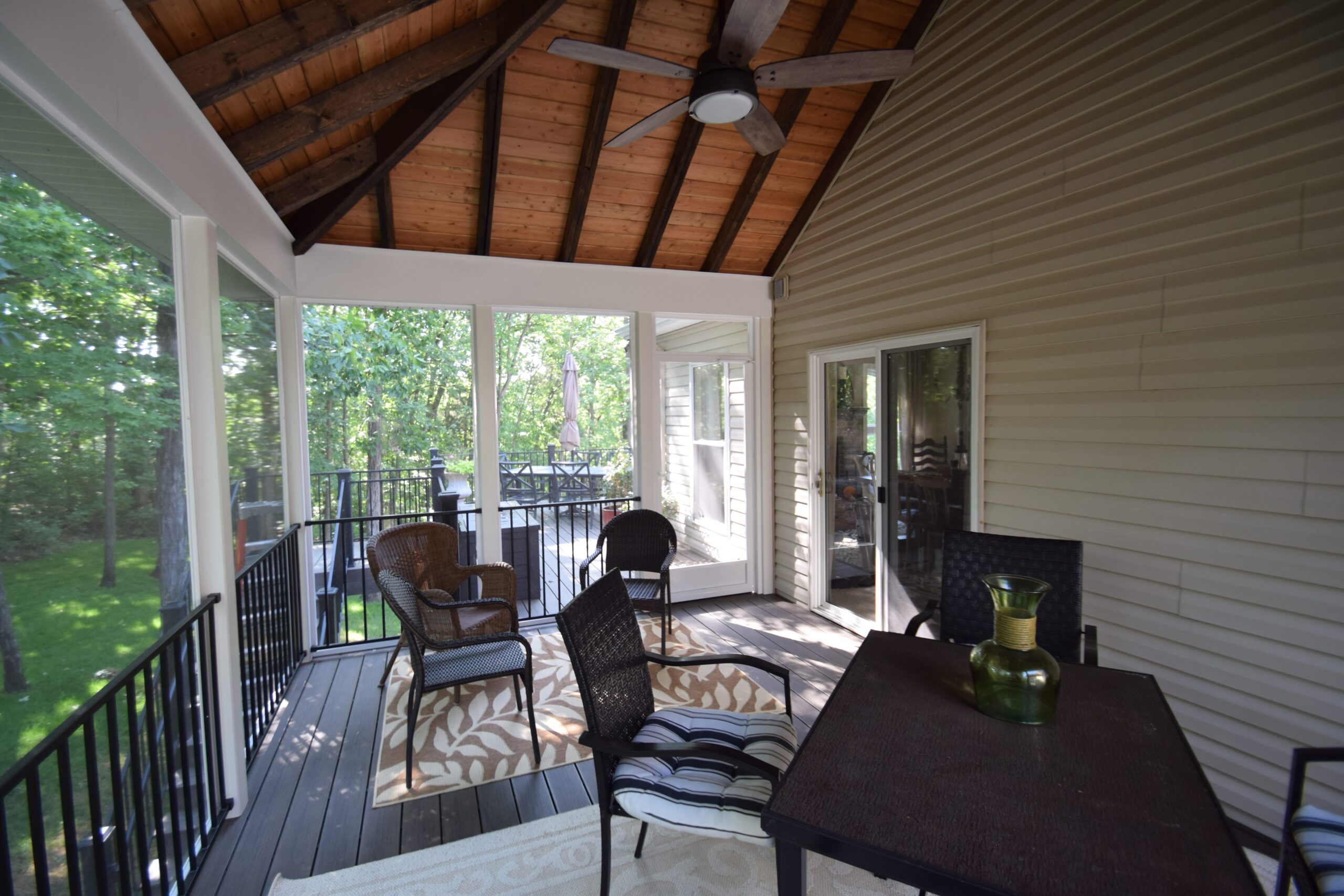 broadview-screen-cal-deck-kirkwood-2