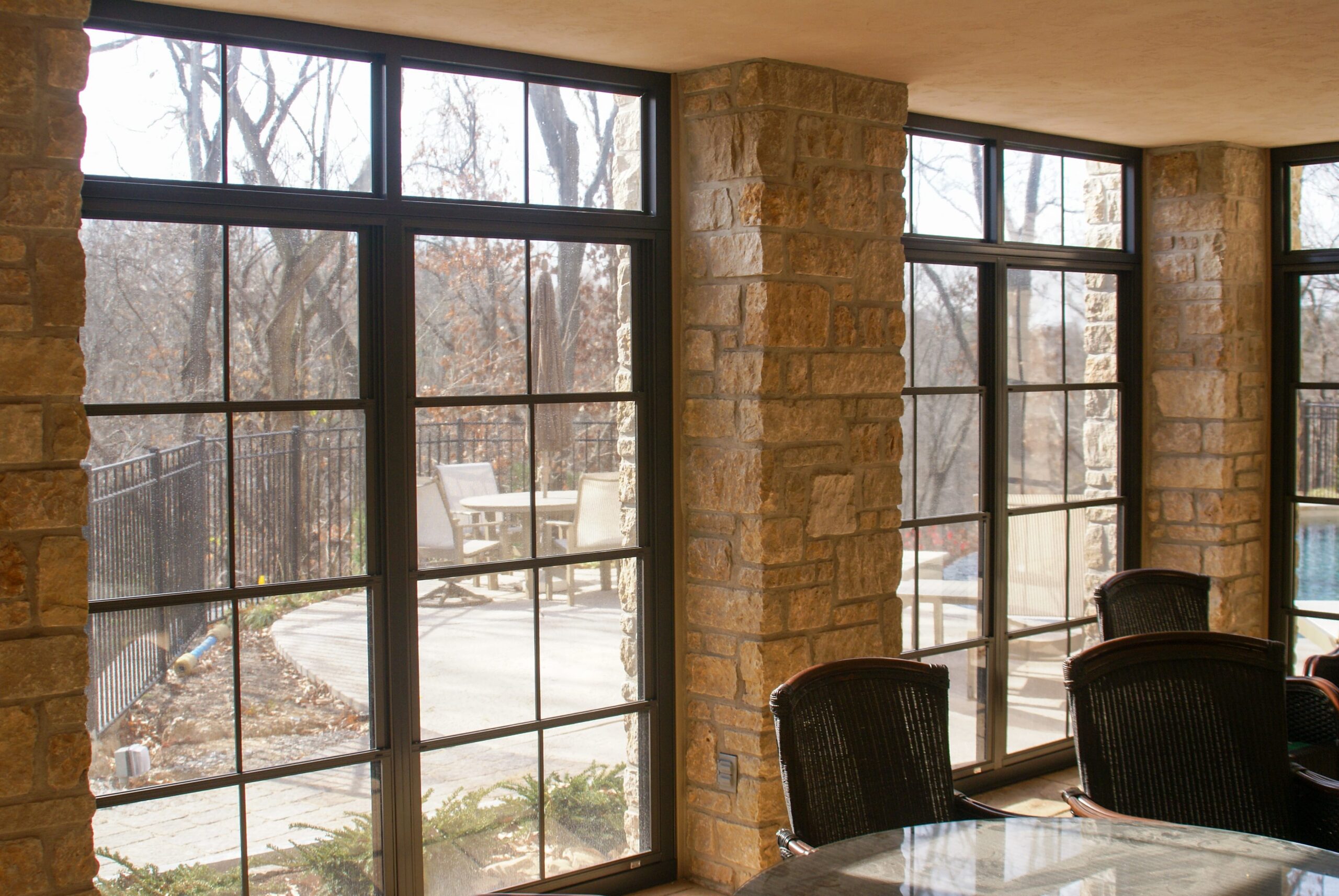 broadview-screen-eze-breeze-1