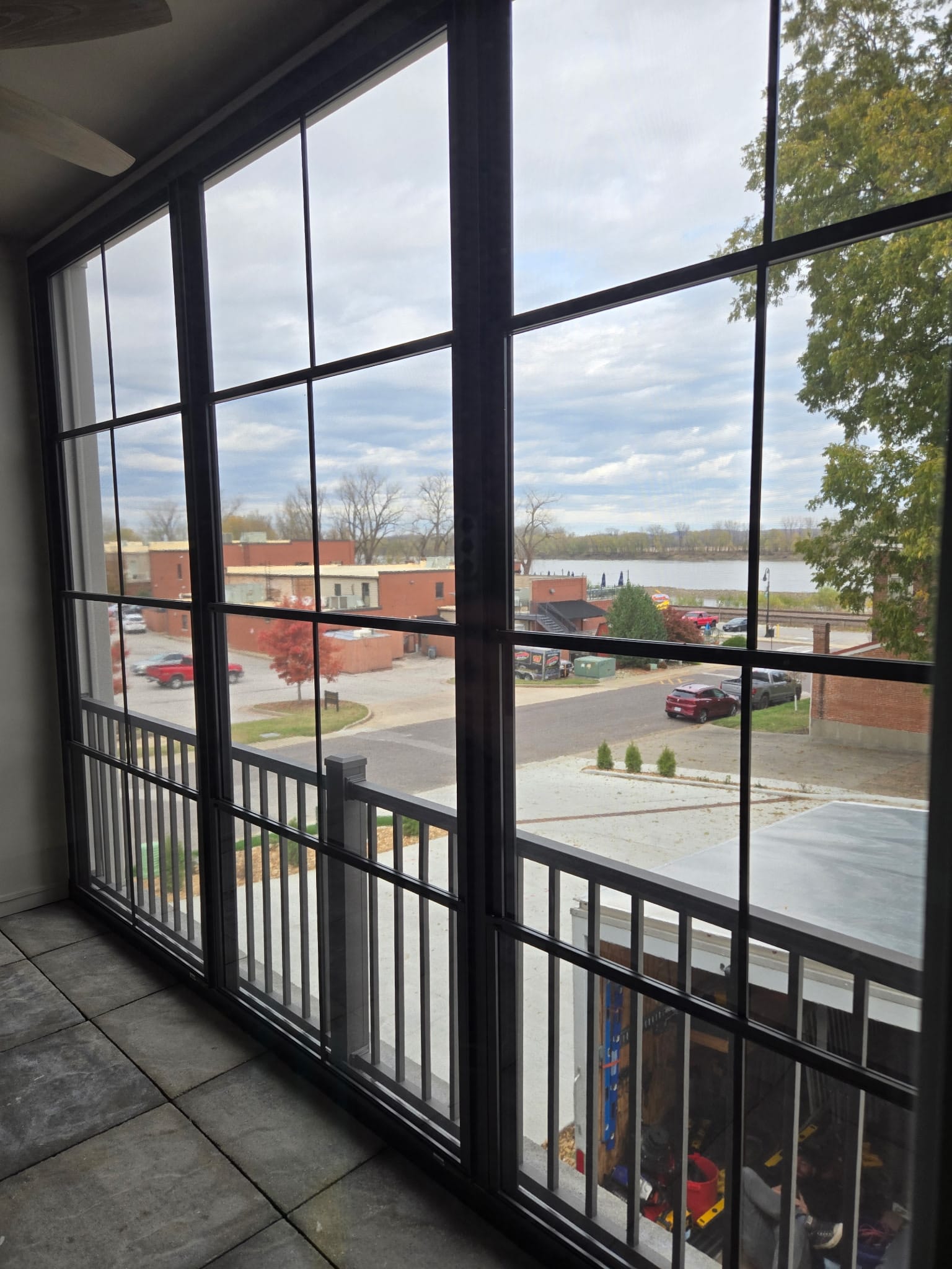 broadview-screen-eze-breeze-6