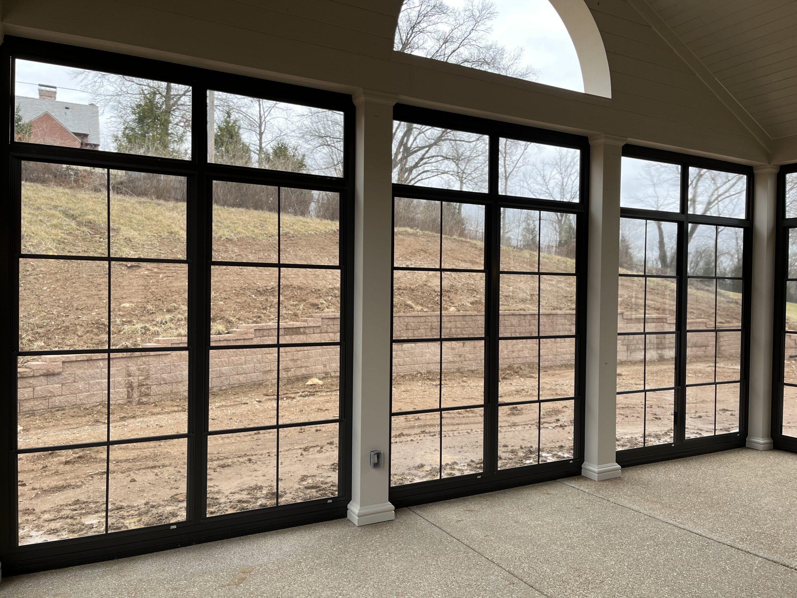 broadview-screen-eze-breeze-Simon-homes-conway