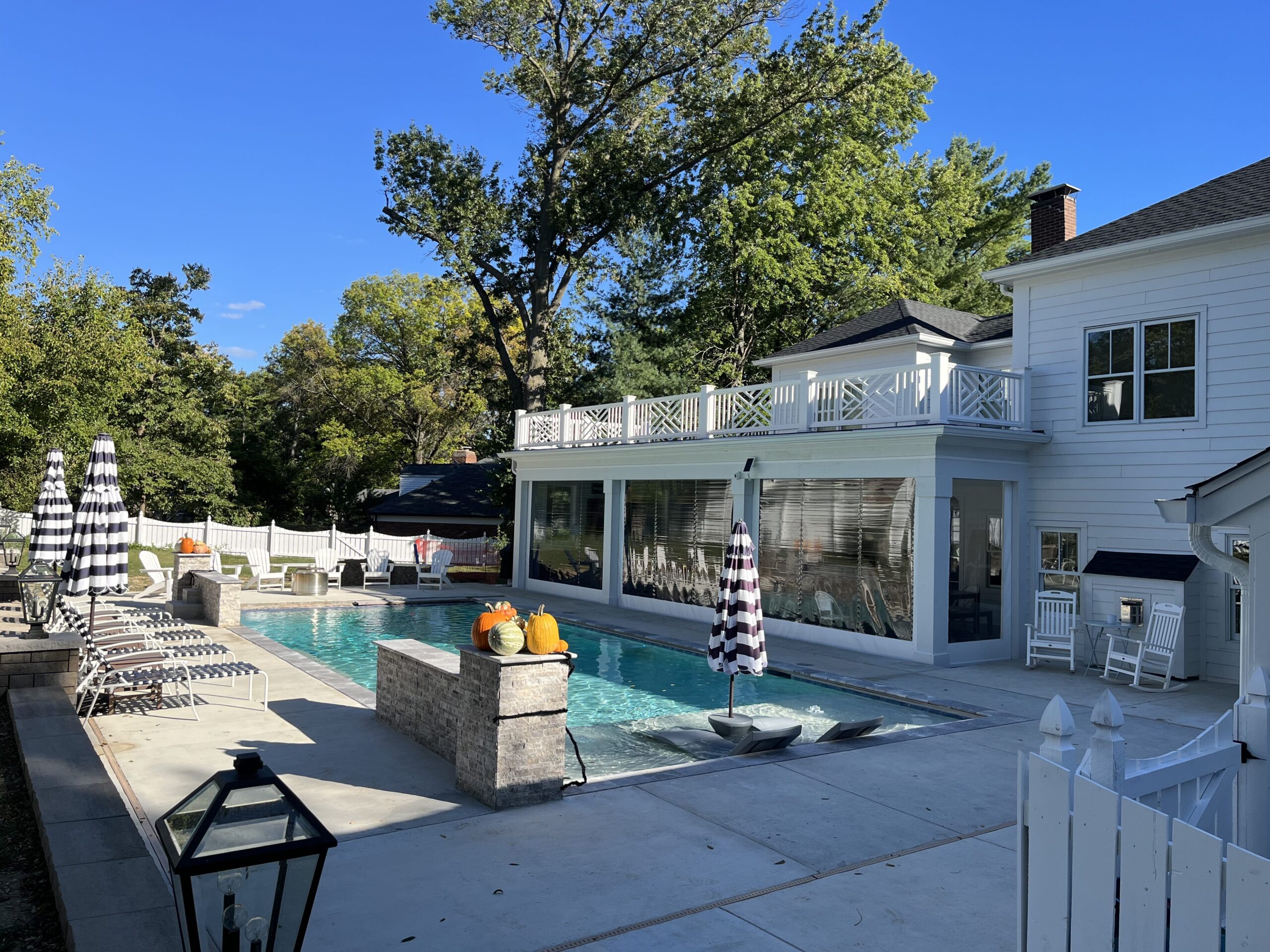 broadview-screen-october-pool