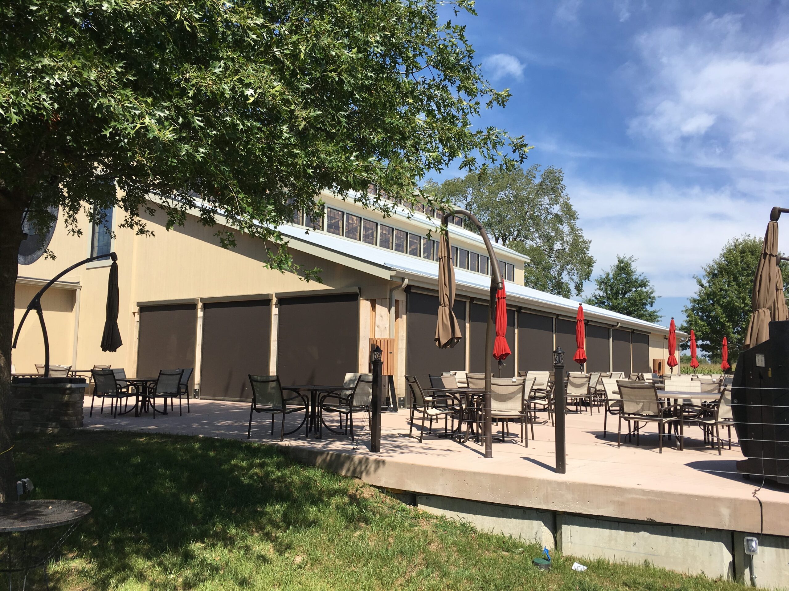 cedar-lake-cellars-screens