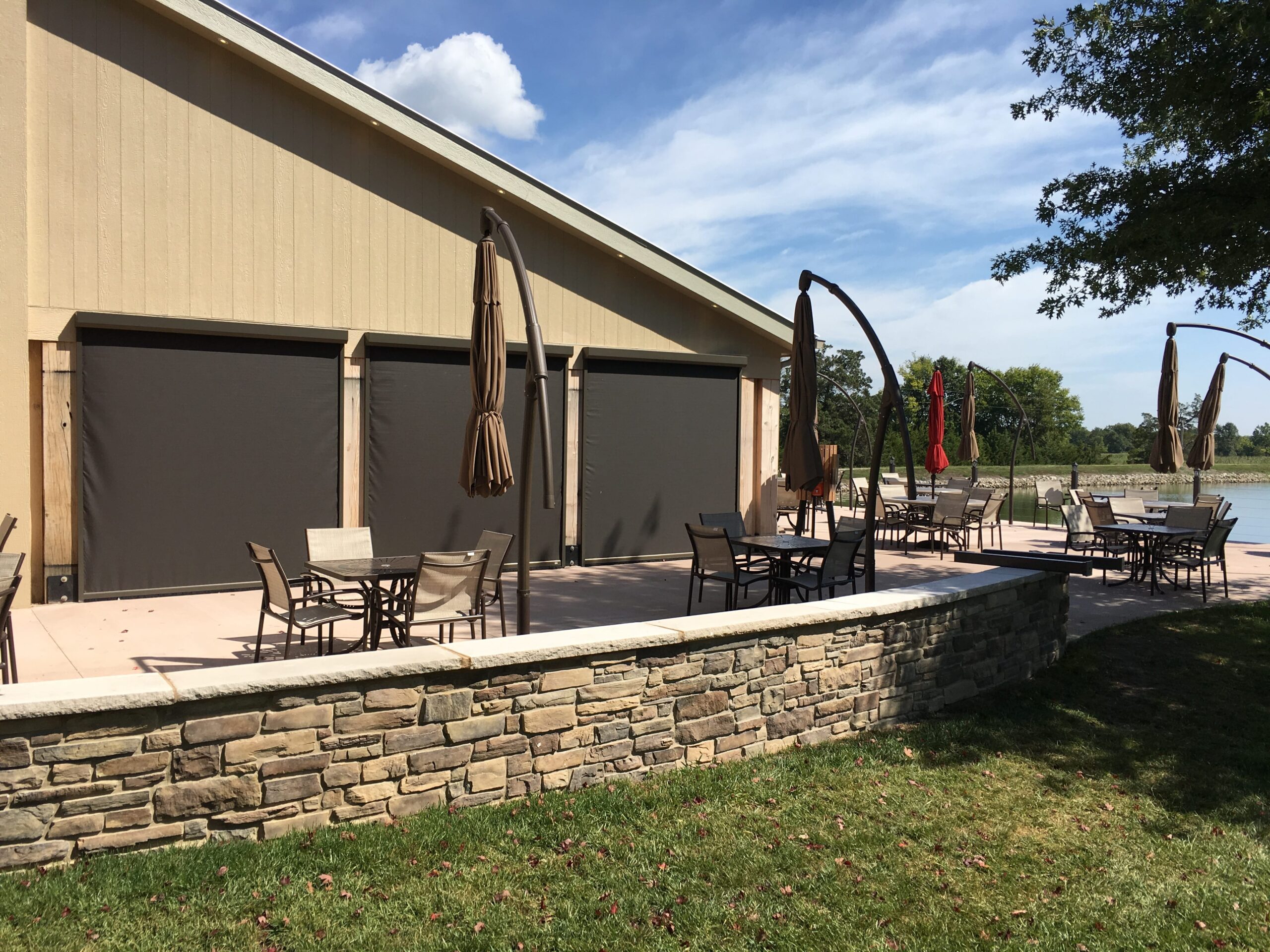 cedar-lakes-cellars-side