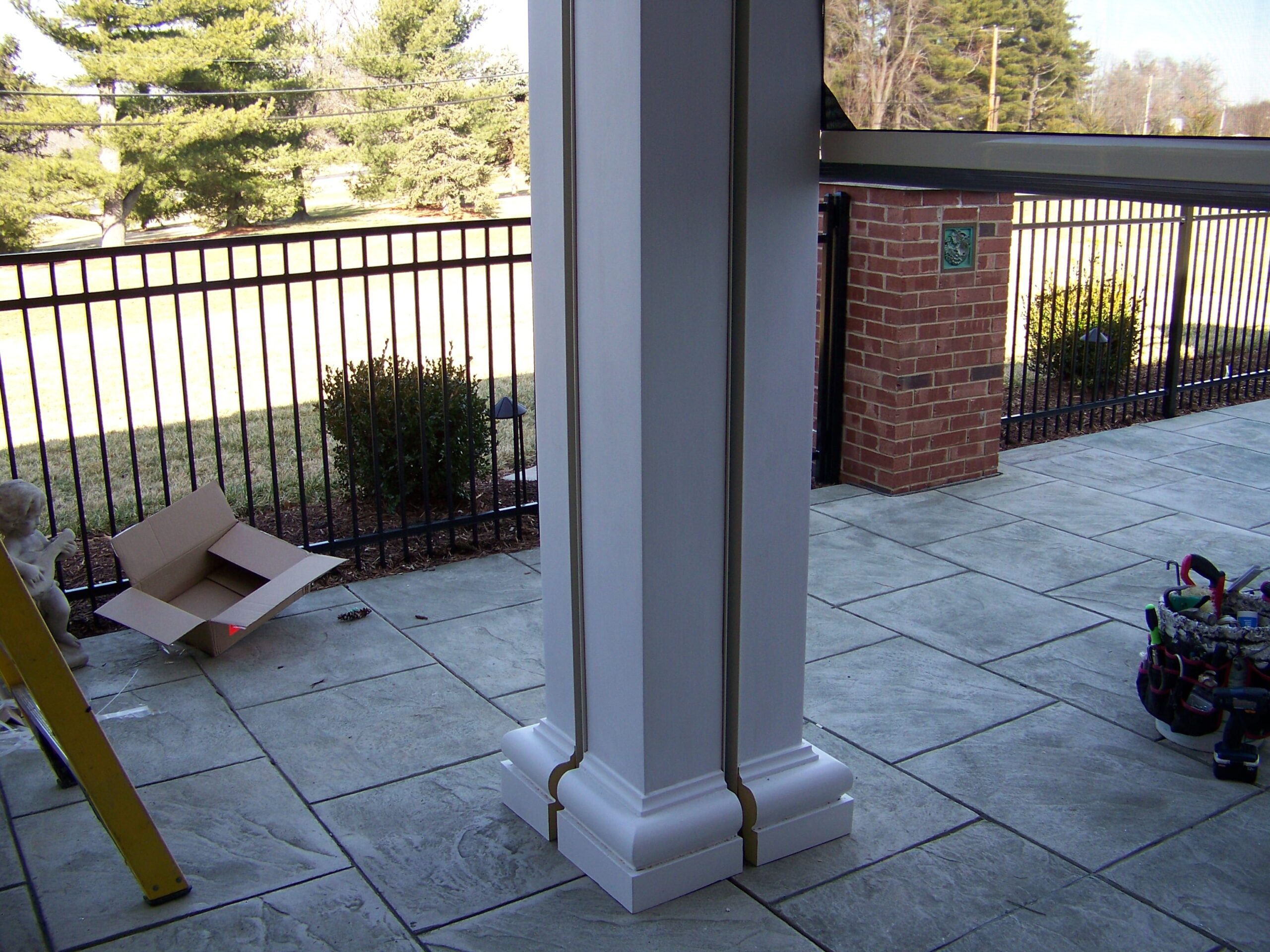 track-recessed-motorized-screen